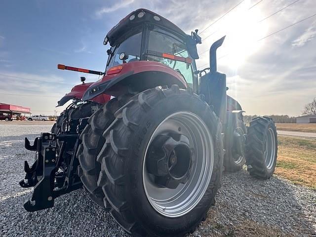 Image of Case IH Magnum 400 equipment image 3