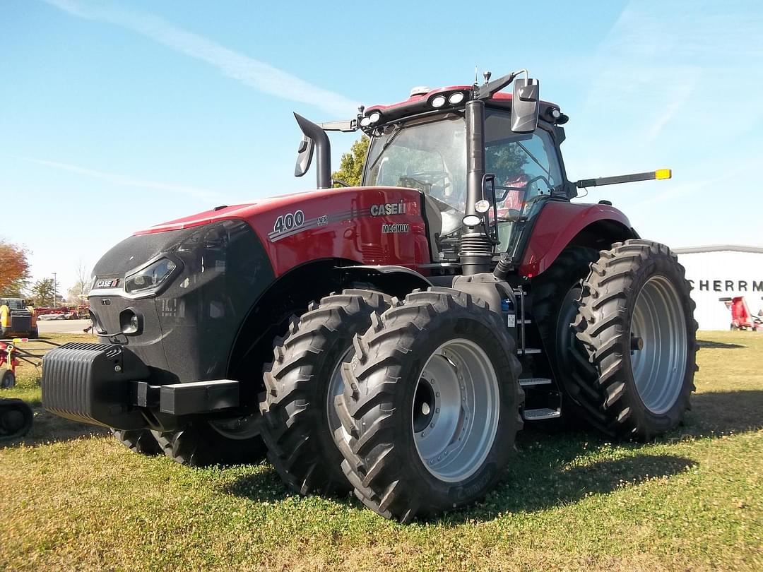 Image of Case IH Magnum 400 Primary image