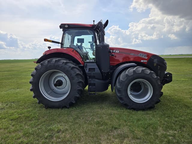 Image of Case IH Magnum 400 equipment image 4