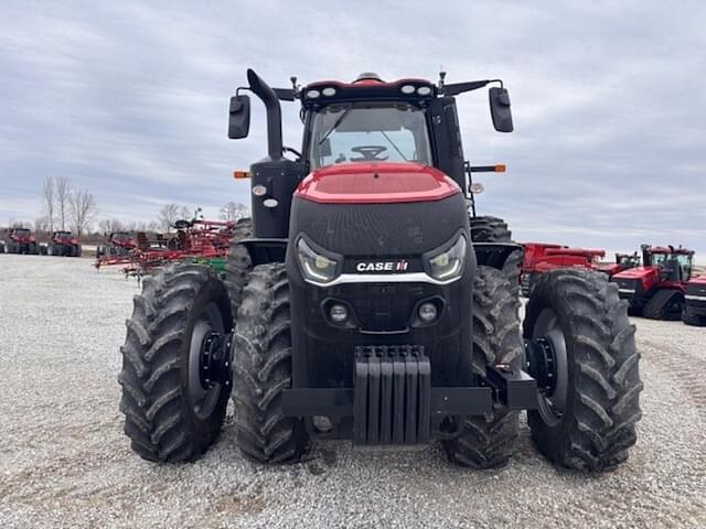 Image of Case IH Magnum 400 equipment image 2
