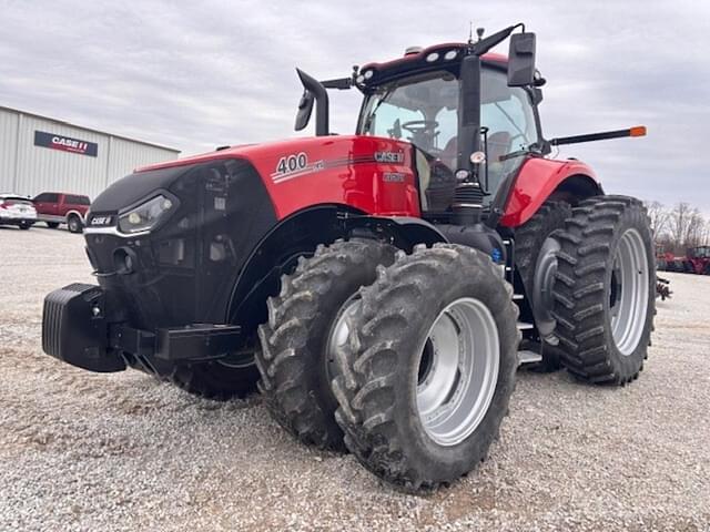 Image of Case IH Magnum 400 equipment image 1