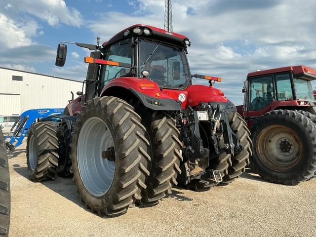 Image of Case IH Magnum 400 equipment image 2
