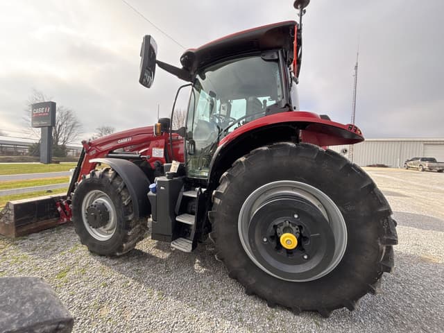 Image of Case IH Maxxum 125 equipment image 4