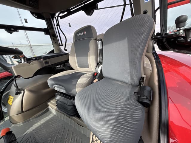 Image of Case IH Maxxum 125 equipment image 1