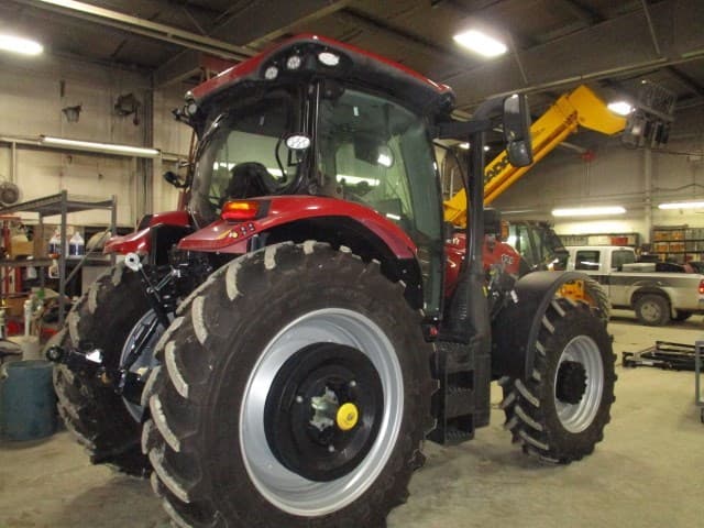 Image of Case IH Maxxum 125 equipment image 2