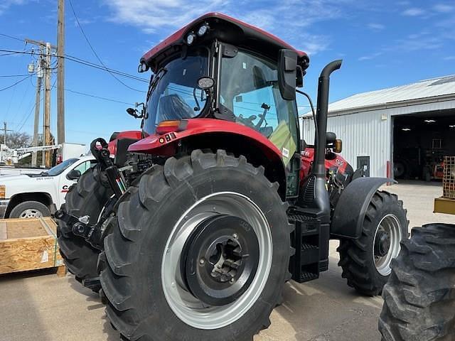 Image of Case IH Maxxum 135 equipment image 3