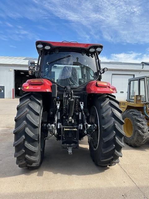 Image of Case IH Maxxum 135 equipment image 4