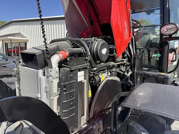 Image of Case IH Maxxum 150 equipment image 4