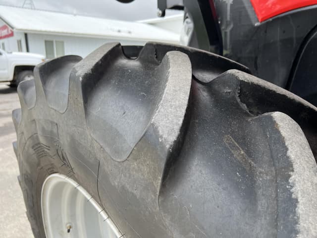 Image of Case IH Maxxum 150 equipment image 4