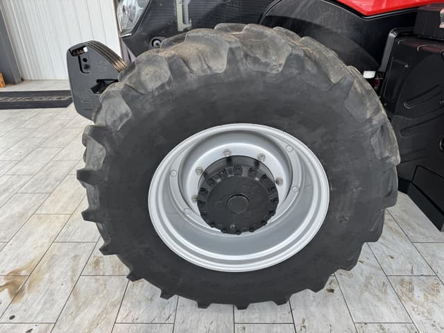 Image of Case IH Maxxum 150 equipment image 4