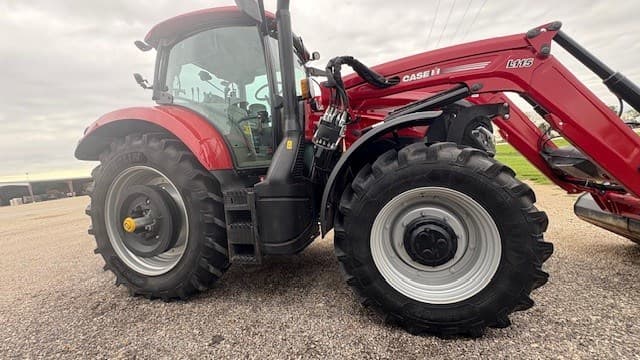 Image of Case IH Maxxum 150 equipment image 3