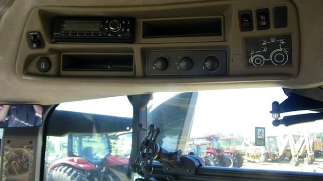 Image of Case IH Maxxum 150 equipment image 4