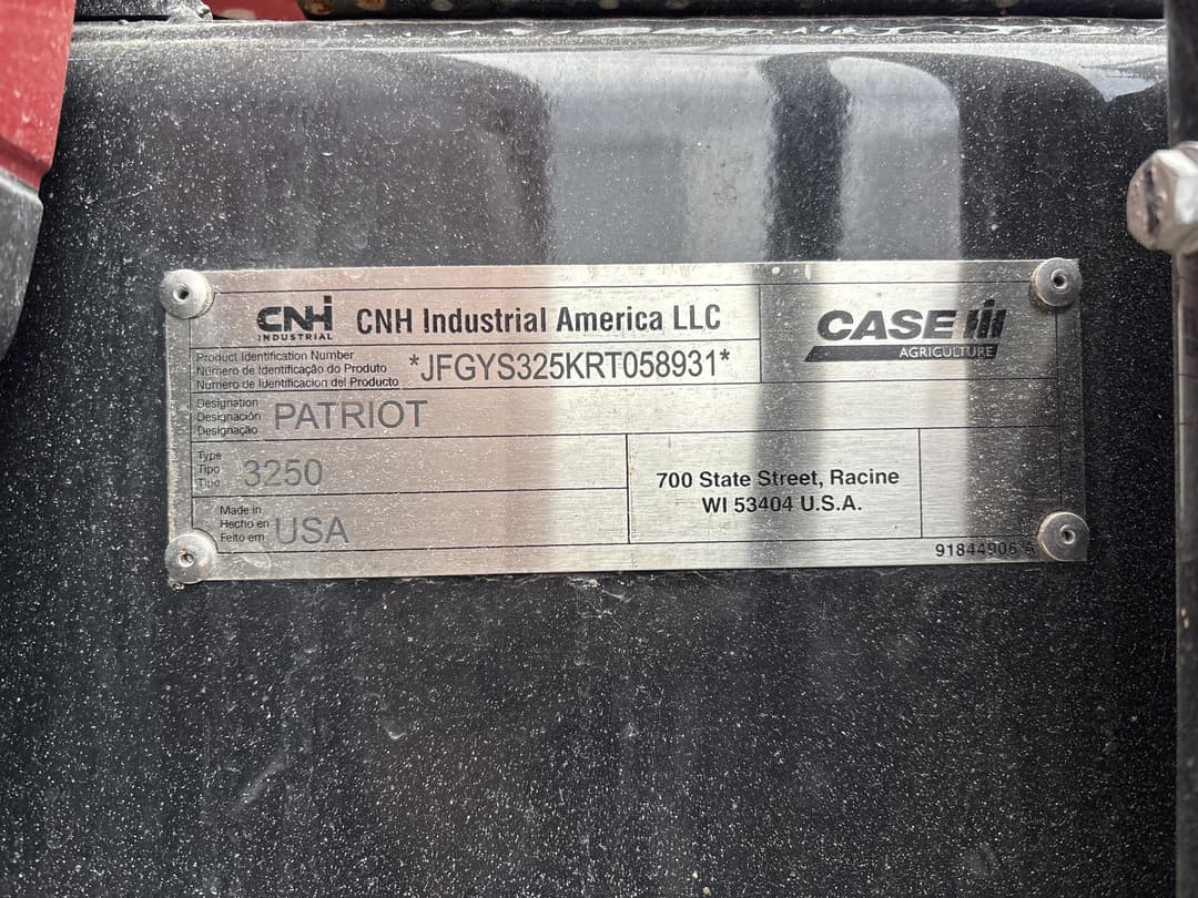 Image of Case IH Patriot 3250 Image 1