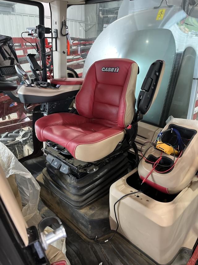 Image of Case IH Patriot 4350 equipment image 1