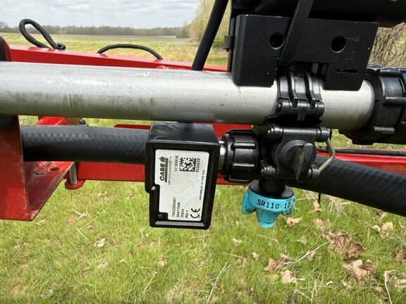 Image of Case IH Patriot 3250 equipment image 2