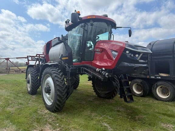 2024 Case IH Patriot 3250 Equipment Image0