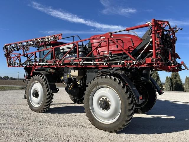 Image of Case IH Patriot 3250 equipment image 4