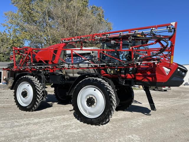 Image of Case IH Patriot 3250 equipment image 1