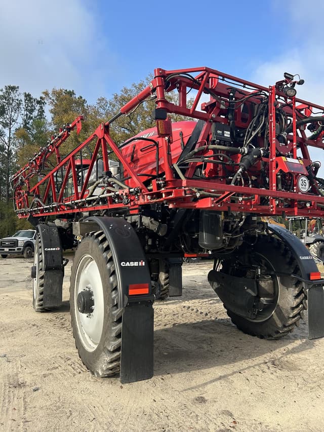 Image of Case IH Patriot 3250 equipment image 2