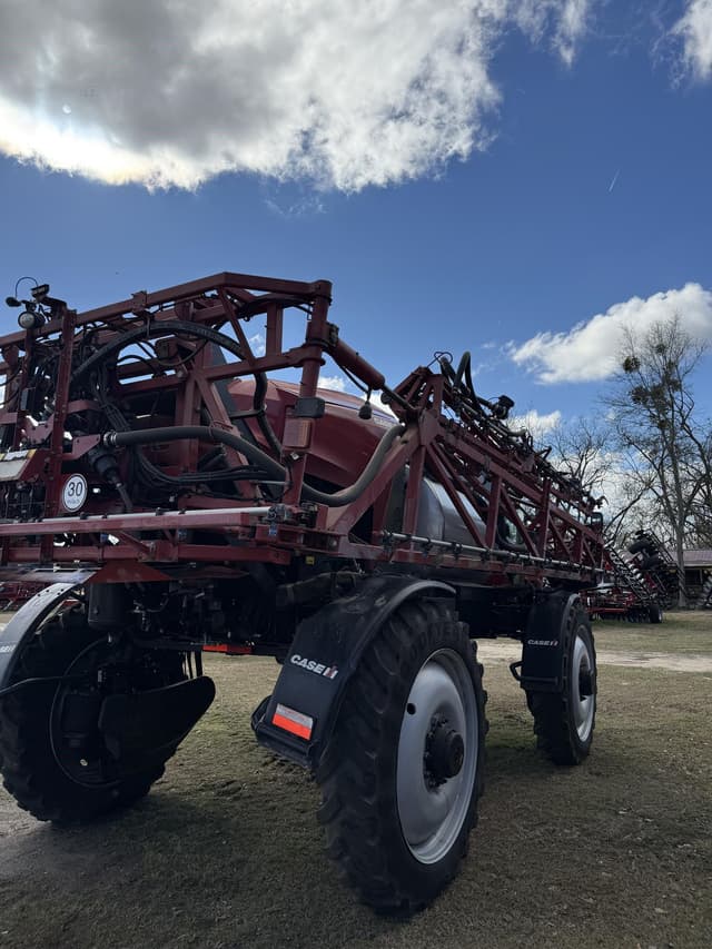 Image of Case IH Patriot 3250 equipment image 4
