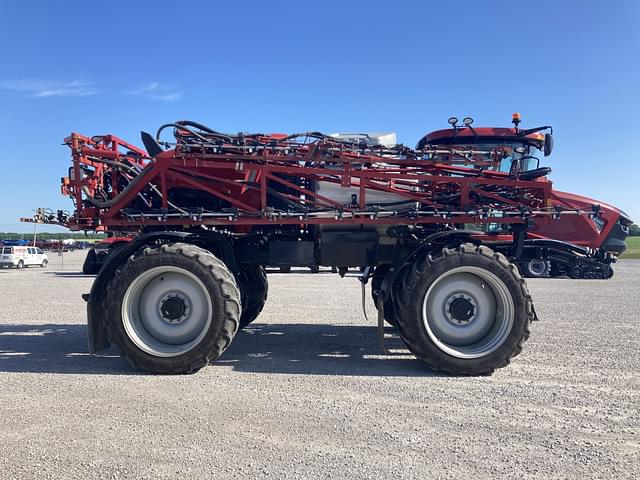 Image of Case IH Patriot 4350 equipment image 1