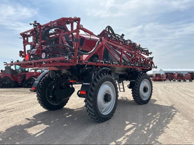 Image of Case IH Patriot 4350 equipment image 3