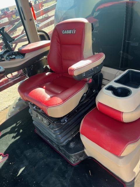 Image of Case IH Patriot 4350 equipment image 3