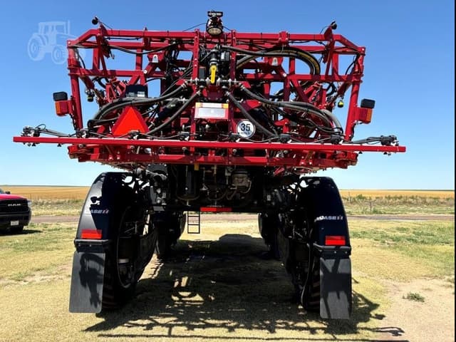 Image of Case IH Patriot 4350 equipment image 3