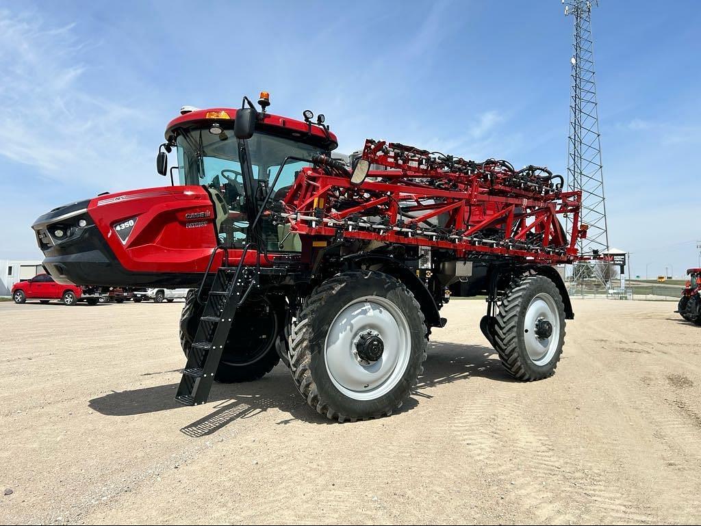 Image of Case IH Patriot 4350 Primary image