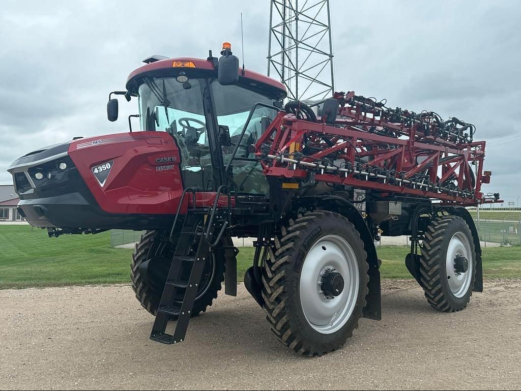 Image of Case IH Patriot 4350 Primary image