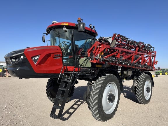 Main image Case IH Patriot 4350