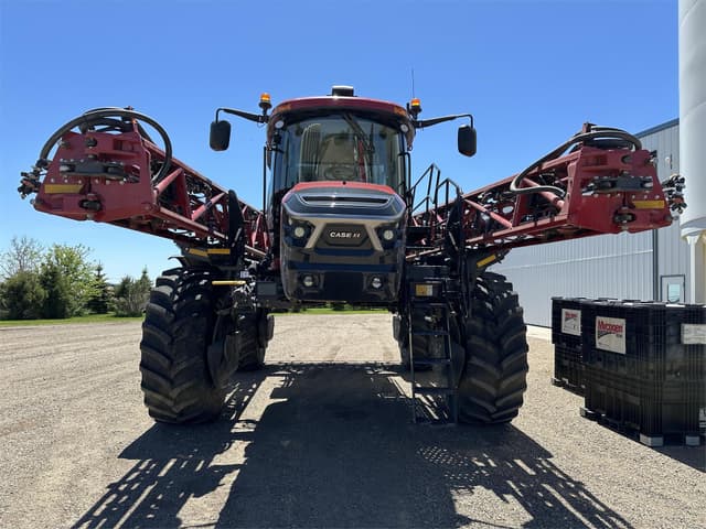 Image of Case IH Patriot 4450 equipment image 2