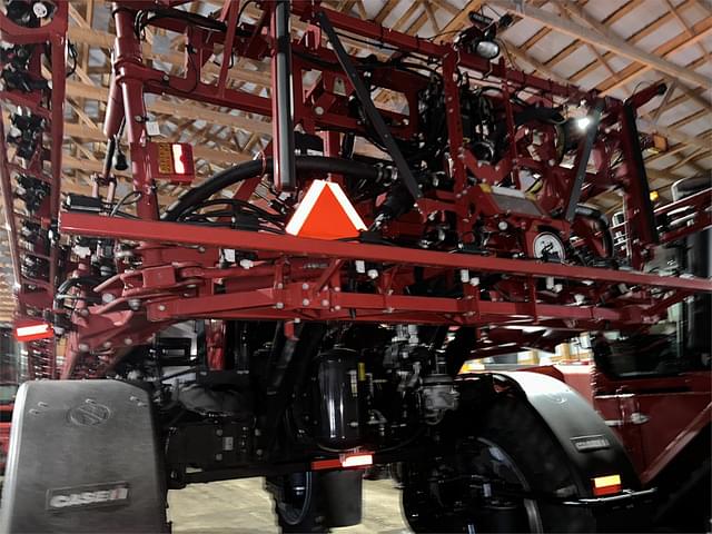 Image of Case IH Patriot 4450 equipment image 3