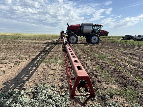 Image of Case IH Patriot 4450 equipment image 4