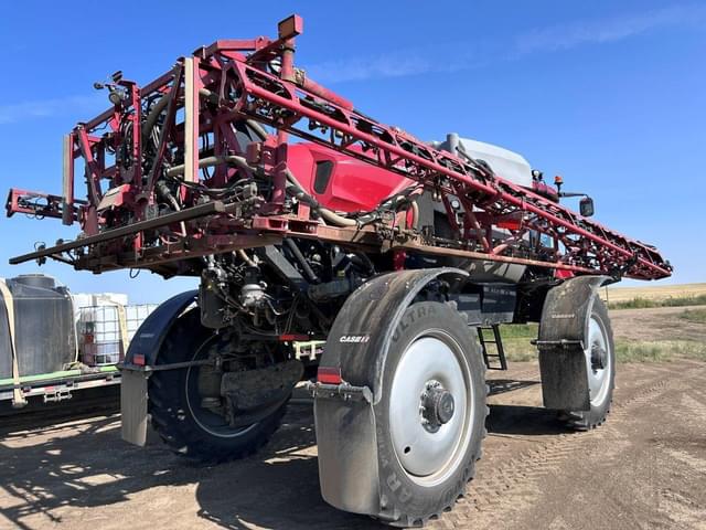 Image of Case IH Patriot 4450 equipment image 4