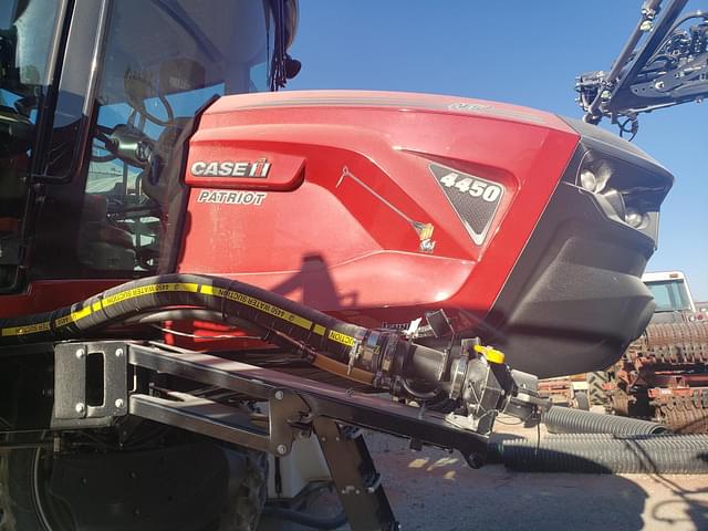 Image of Case IH Patriot 4450 equipment image 1