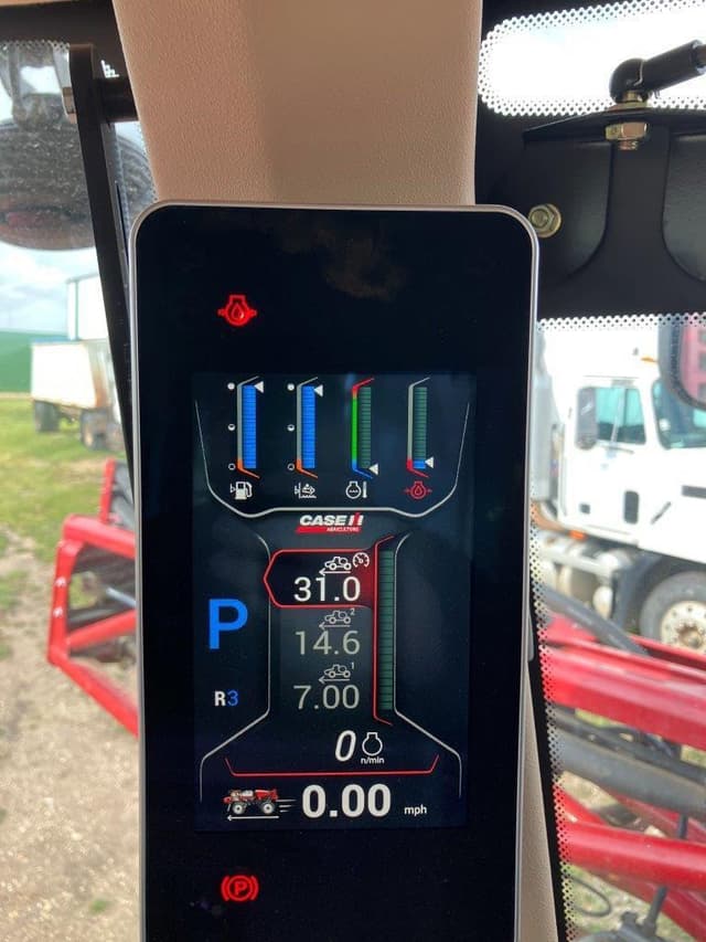 Image of Case IH Patriot 4450 equipment image 3