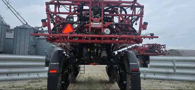 Image of Case IH Patriot 4450 equipment image 2