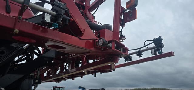Image of Case IH Patriot 4450 equipment image 3