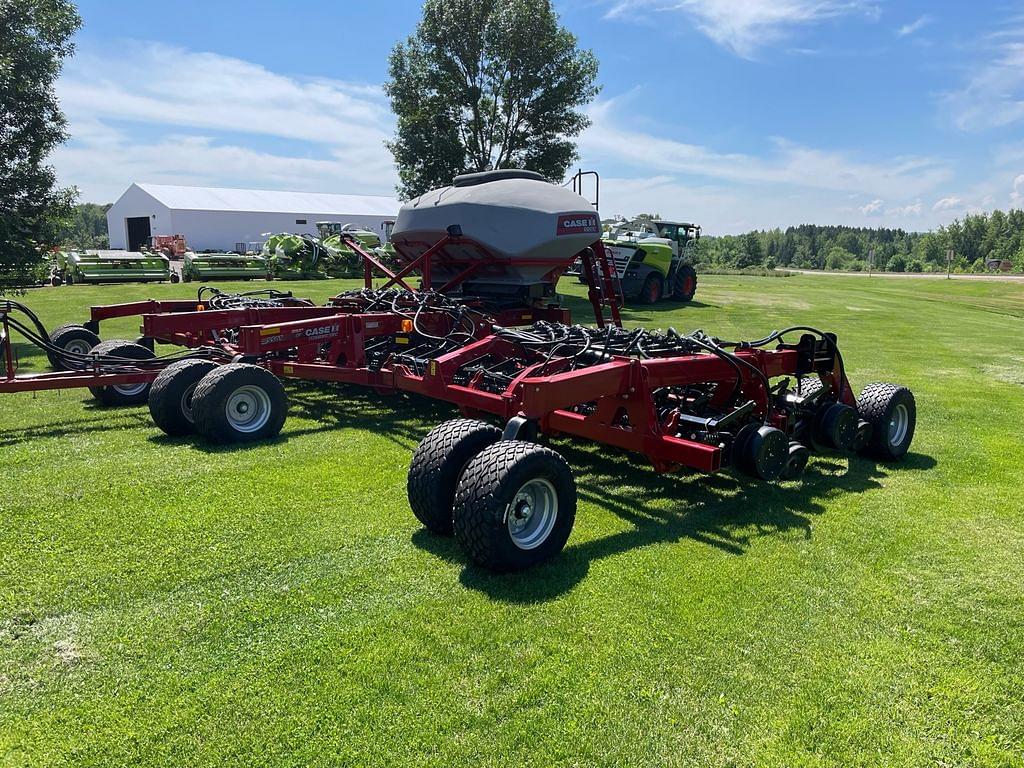 Image of Case IH 550T Image 0