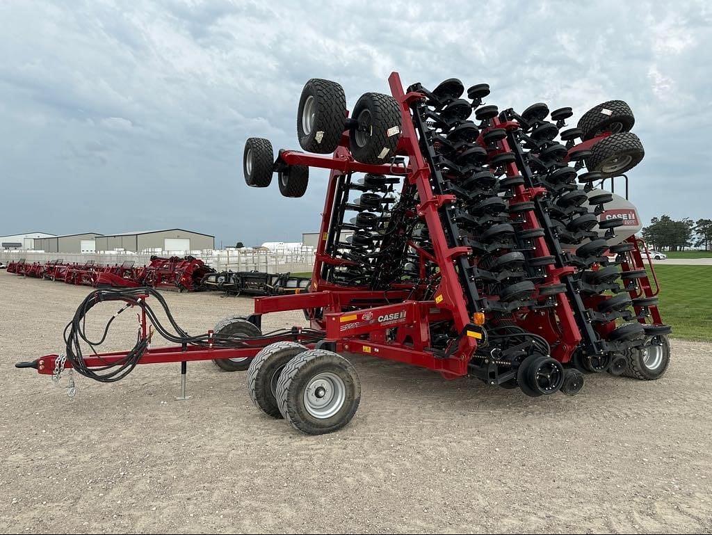 Image of Case IH 550T Primary image