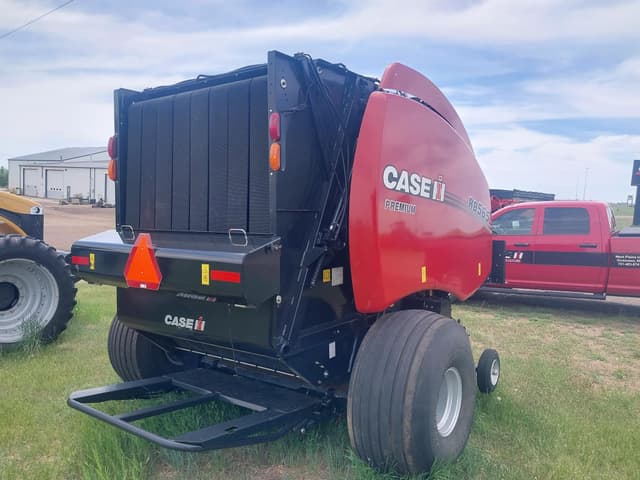 Image of Case IH RB565 equipment image 2