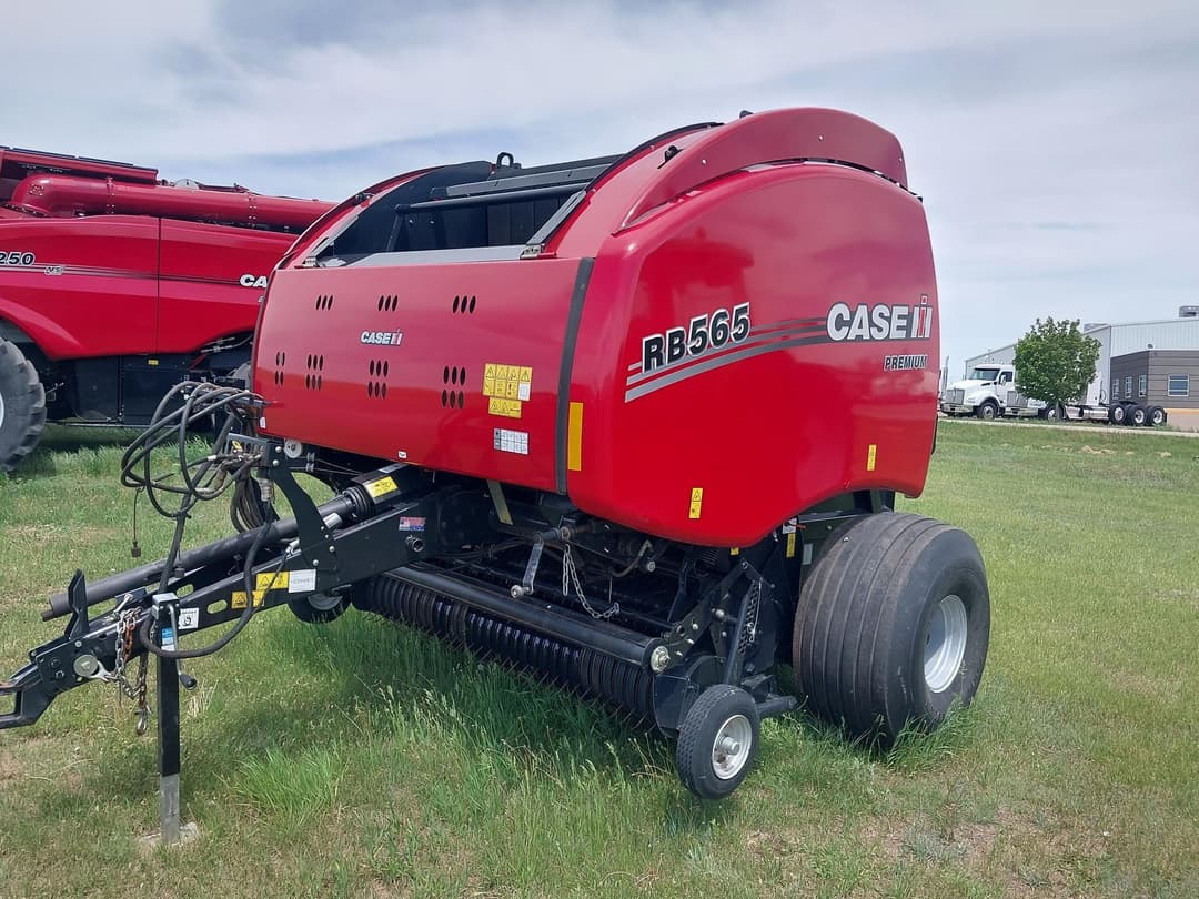 Image of Case IH RB565 Primary image