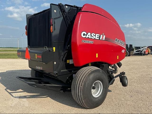 Image of Case IH RB565 Premium equipment image 2