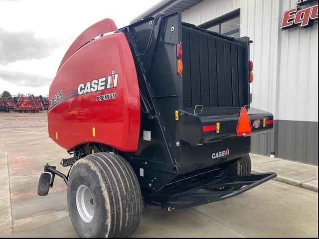 Image of Case IH RB565 Premium equipment image 2