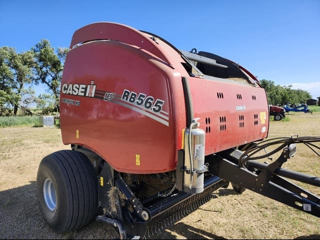 Image of Case IH RB565 equipment image 2