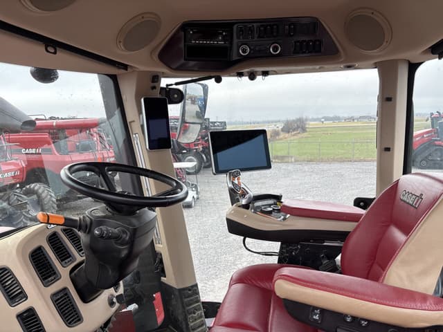 Image of Case IH Steiger 645 Quadtrac equipment image 3
