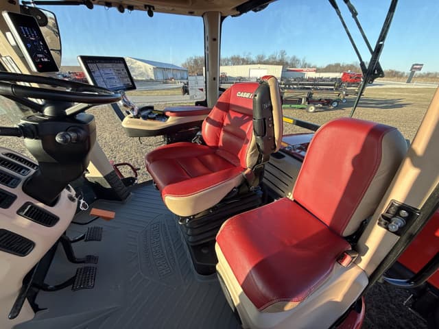 Image of Case IH Steiger 425 Quadtrac equipment image 1