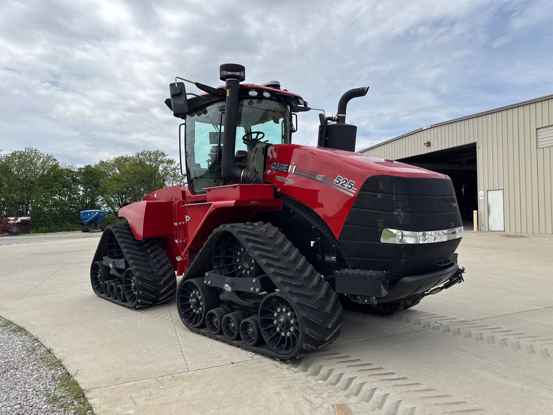 2024 Case IH Steiger 525 Quadtrac Equipment Image0