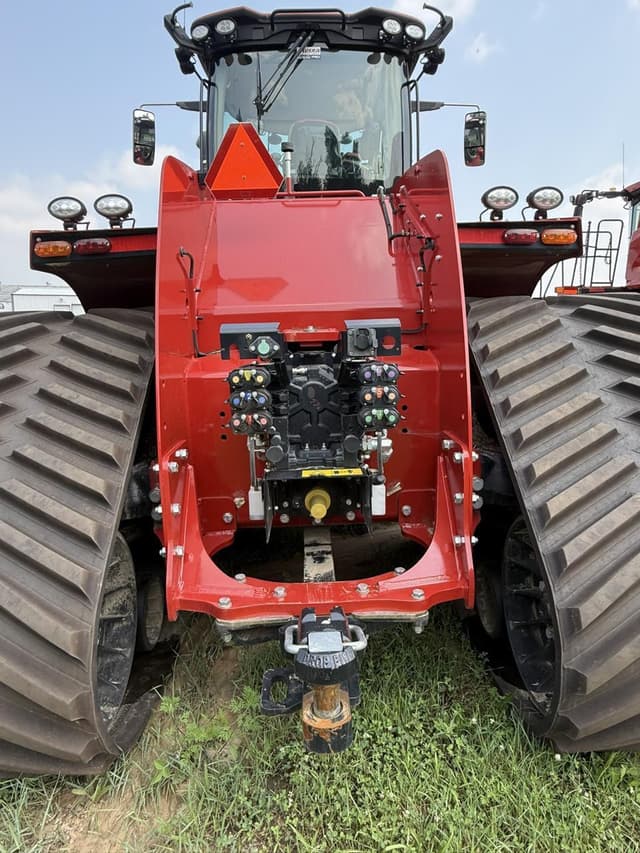 Image of Case IH Steiger 555 Quadtrac equipment image 4